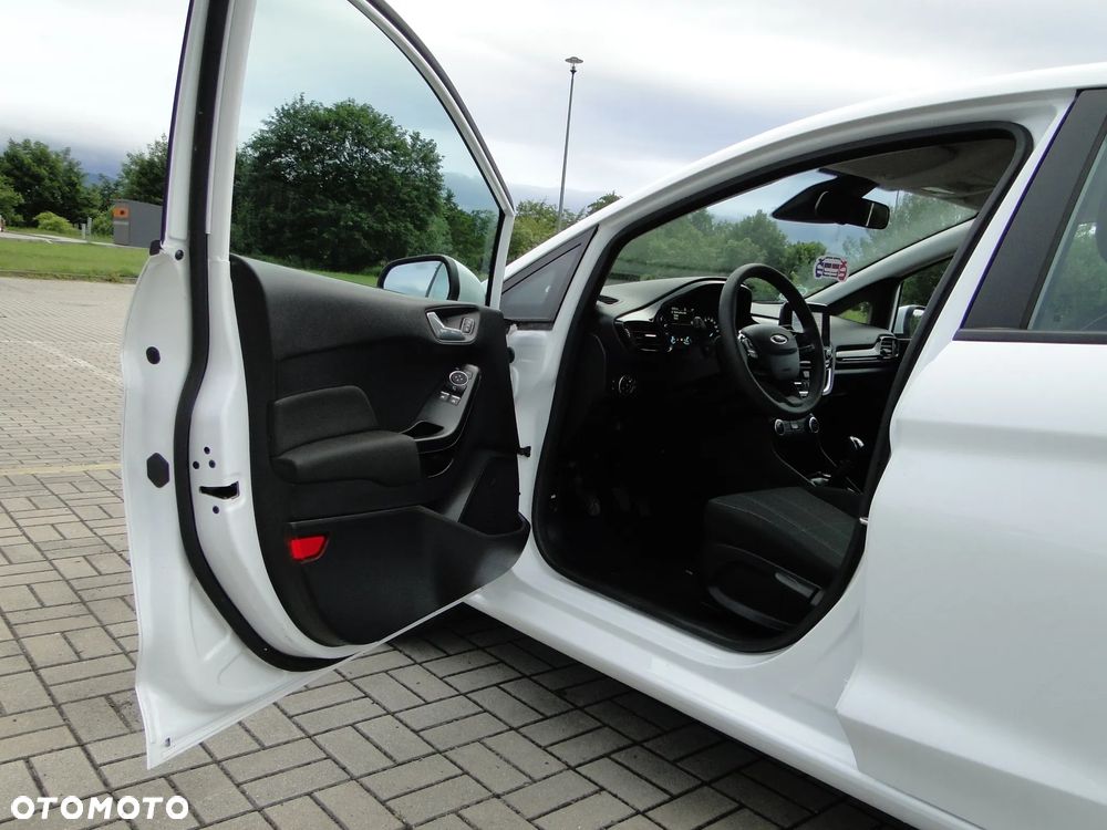 Ford Fiesta - 9
