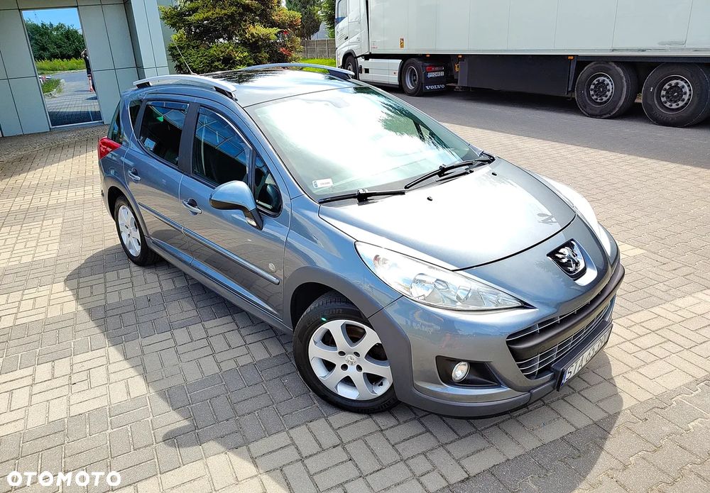 Peugeot 207 - 10