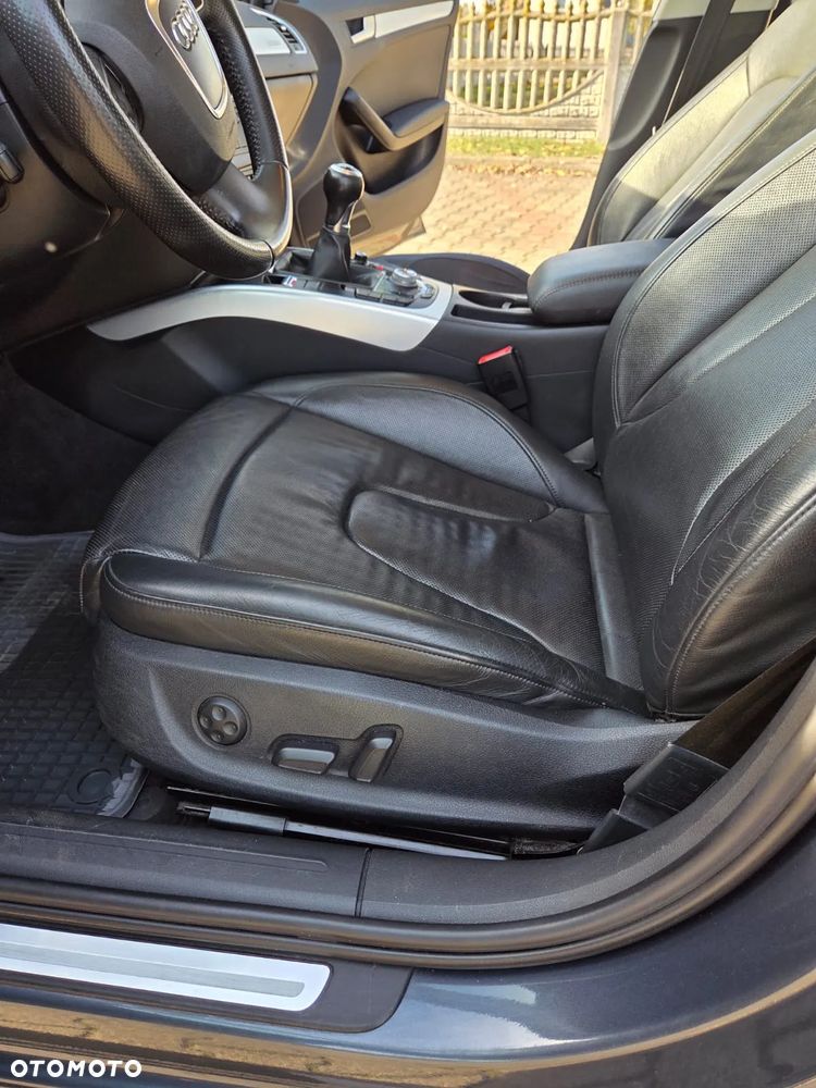 Audi A4 Limousine - 8