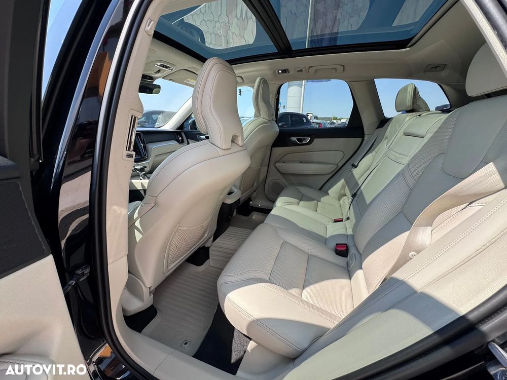 Volvo XC 60 D5 AWD Inscription - 13