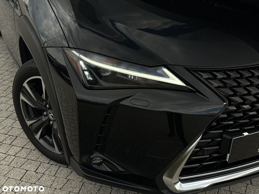 Lexus UX 250h GPF Business 2WD - 27