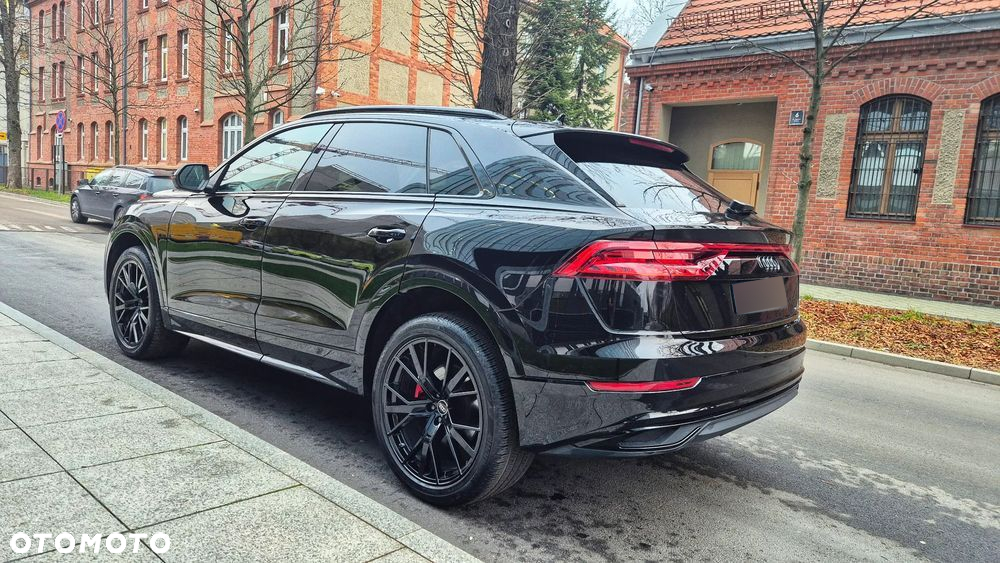 Audi Q8 55 TFSI quattro tiptronic - 8
