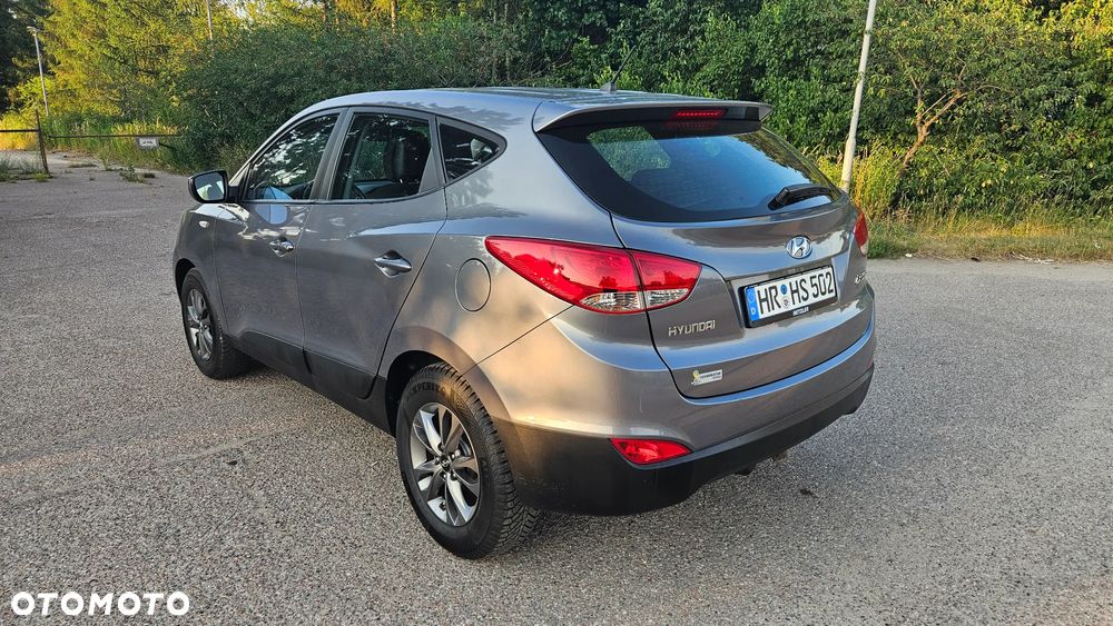 Hyundai ix35 1.6 2WD Fifa World Cup Edition - 4