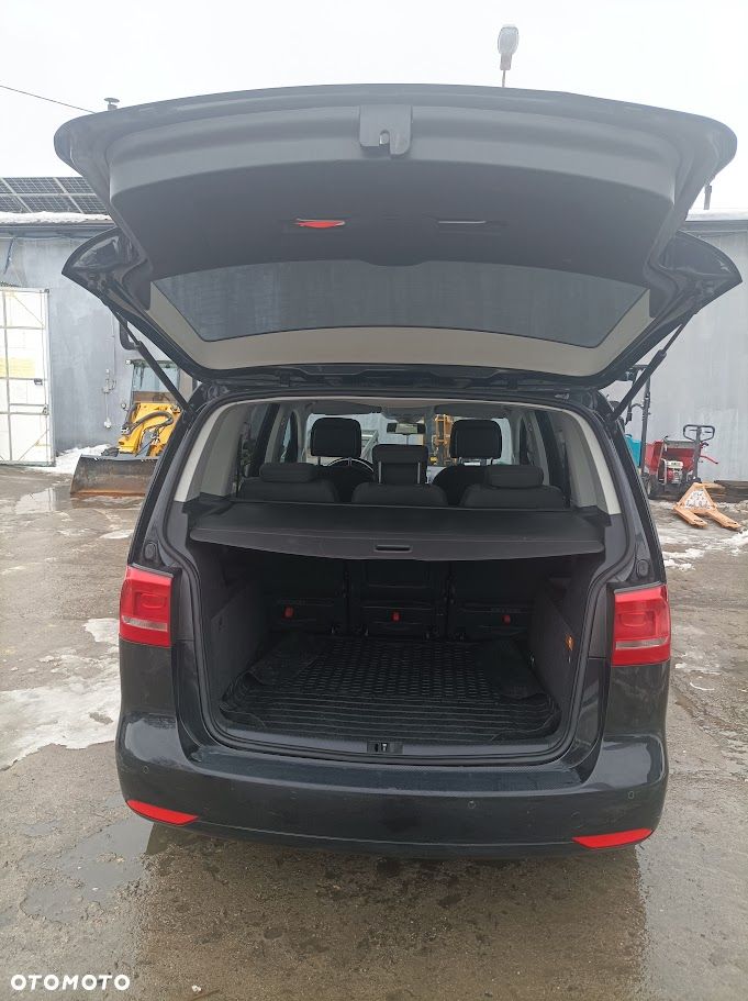 Volkswagen Touran 2.0 TDI DPF Comfortline - 6