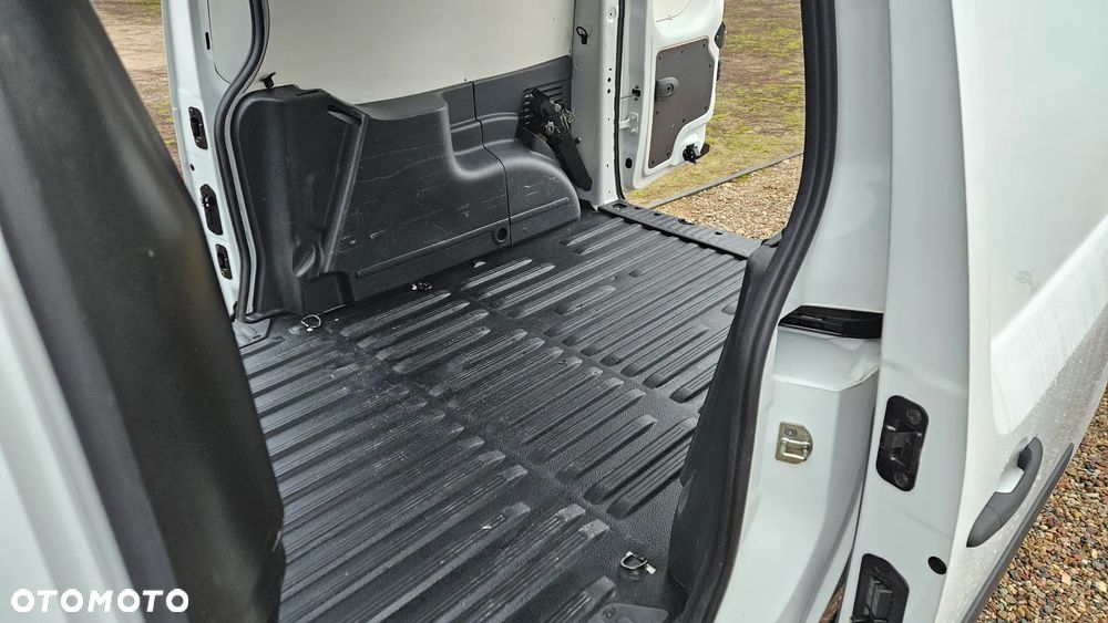 Renault KANGOO MAXI - 22