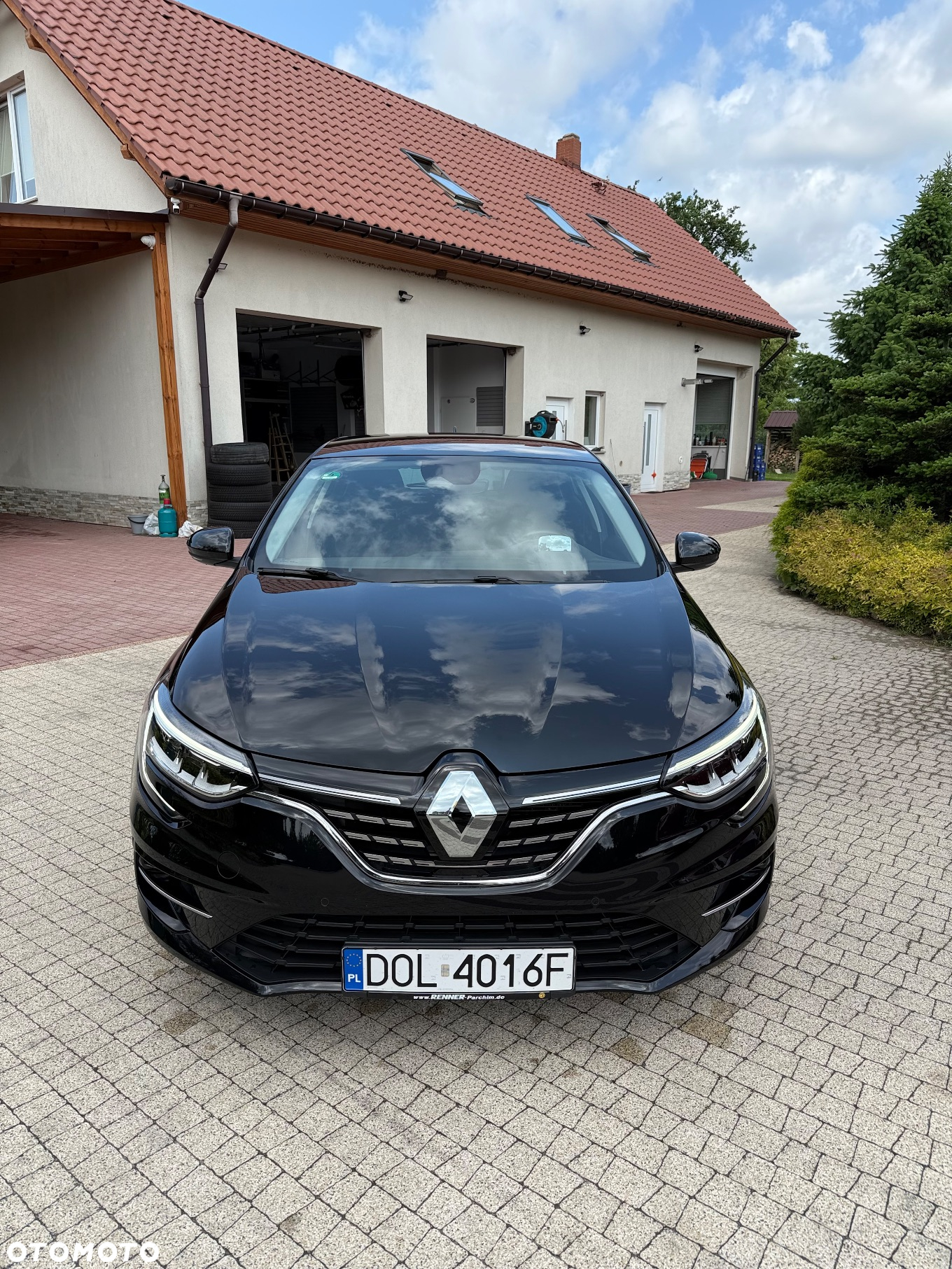 Renault Megane Grandtour E-TECH Plug-in 160 R.S LINE - 2
