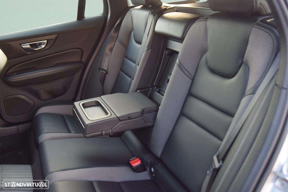 Volvo V60 2.0 T6 AWD TE Inscription Expression - 17