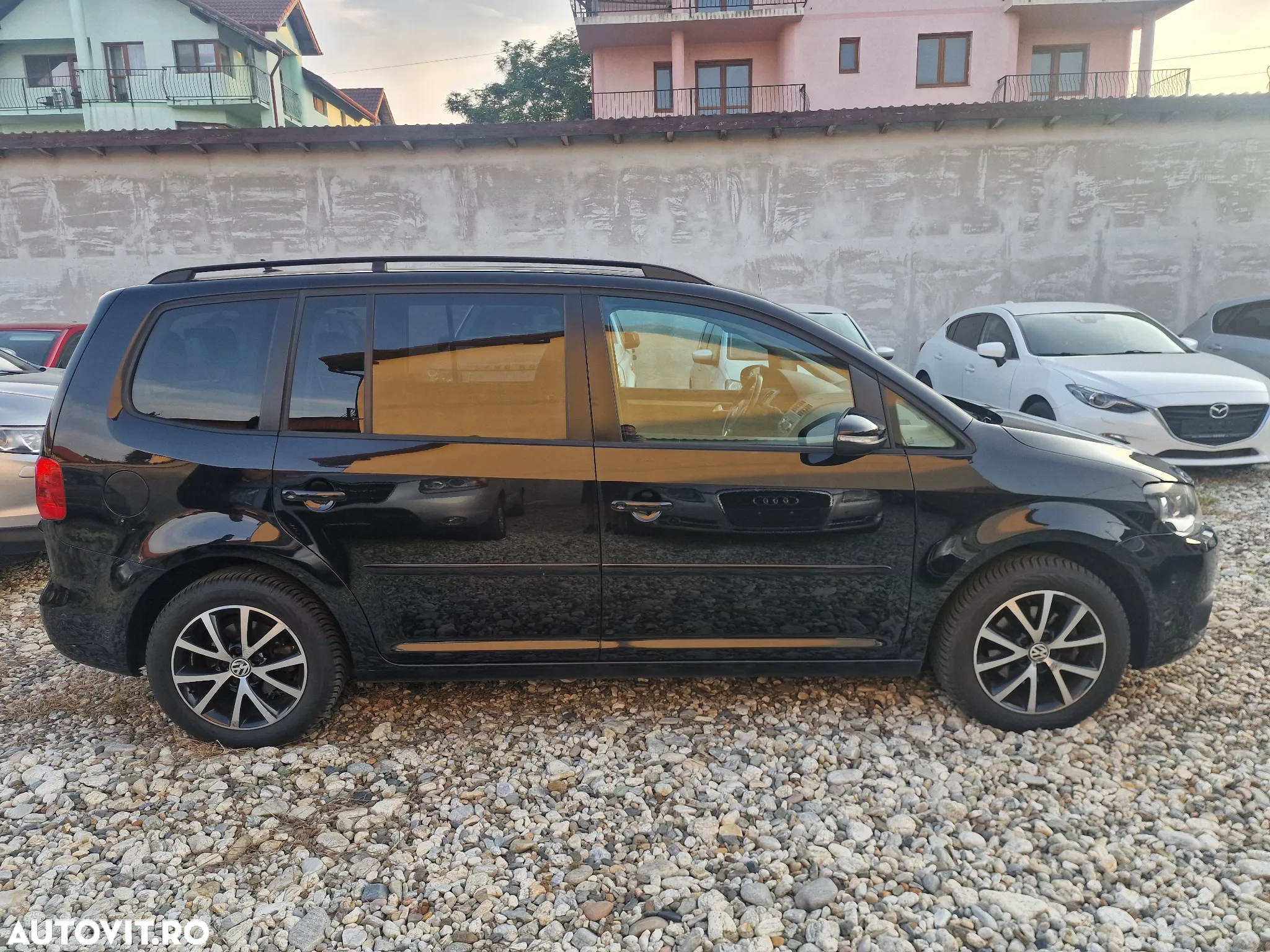 Volkswagen Touran 1.4 TSI (BlueMotion Technology) Comfortline - 14