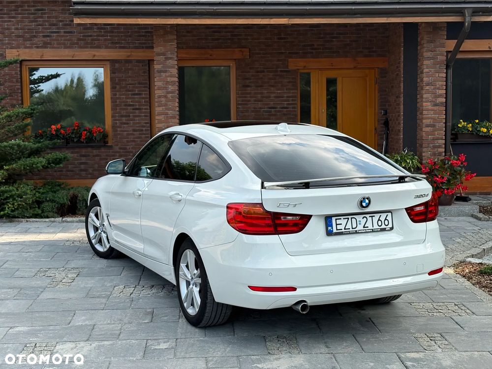 BMW 3GT 320d Sport-Aut Luxury Line - 11
