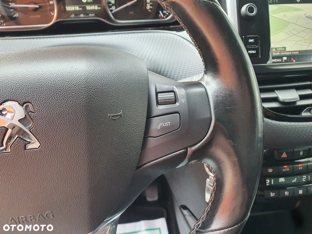 Peugeot 2008 PureTech 110 Stop&Start EAT6 Allure - 19