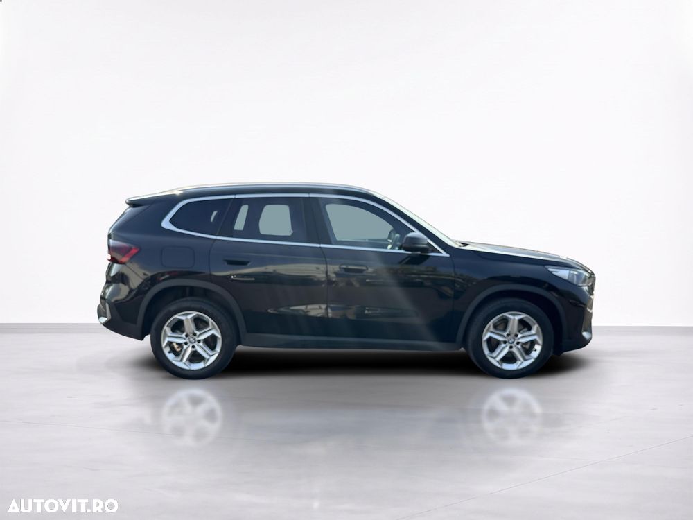 BMW X1 sDrive18d AT - 7