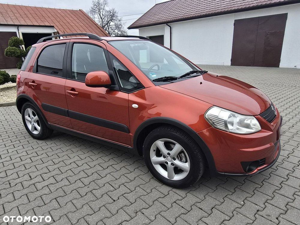 Suzuki SX4 - 4