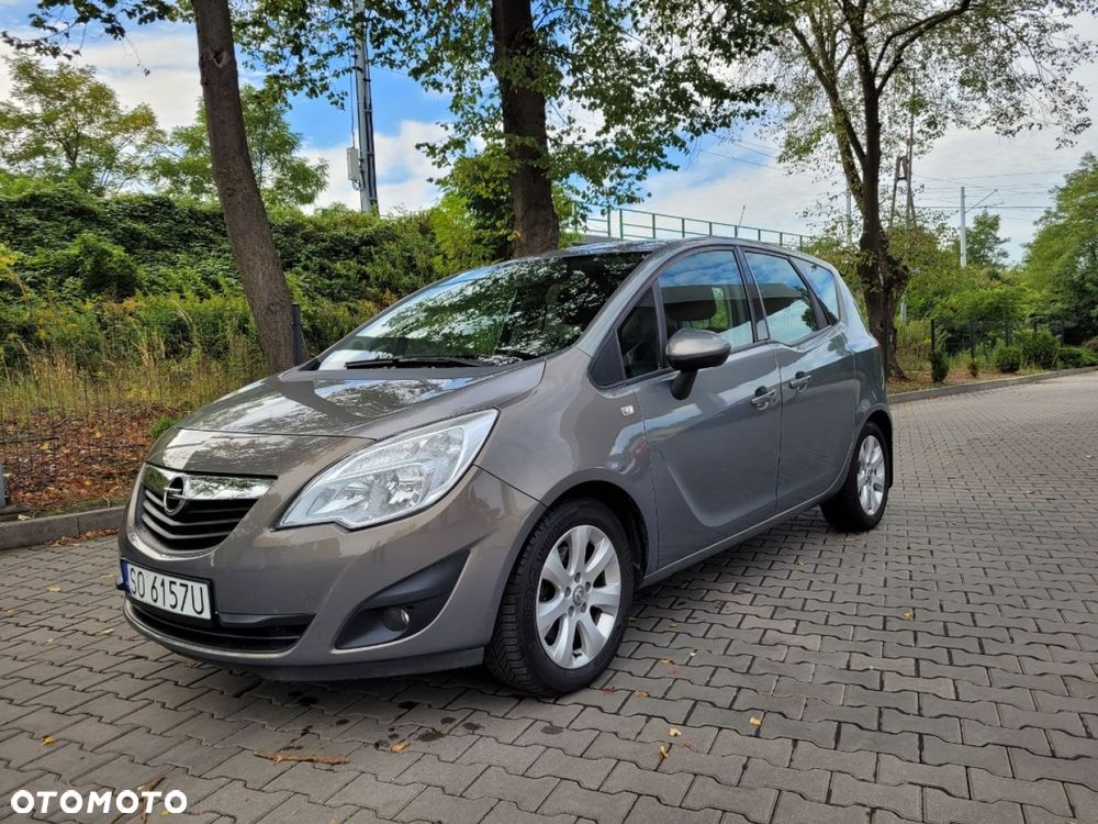 Opel Meriva 2012 photo 2