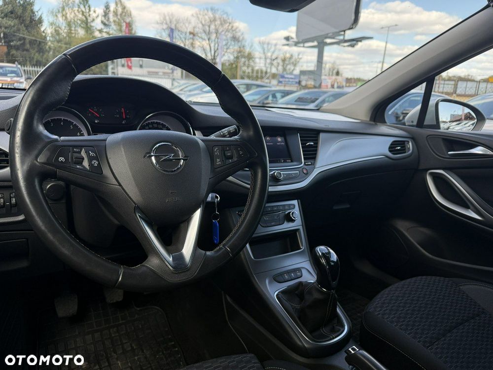 Opel Astra - 14