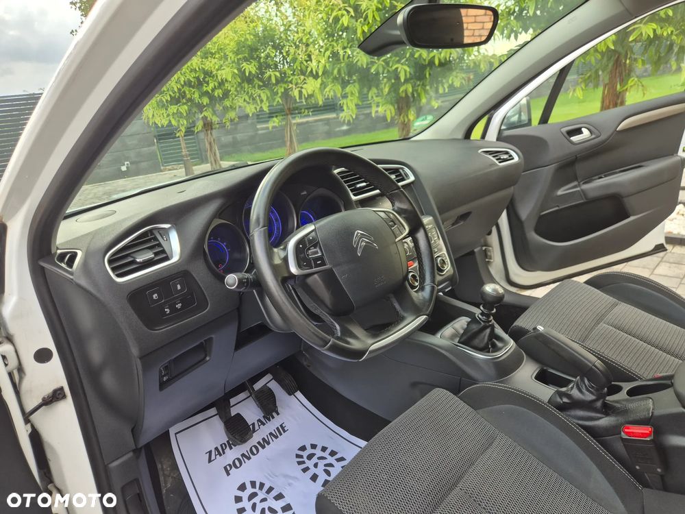 Citroën C4 e-HDi 115 Exclusive - 29