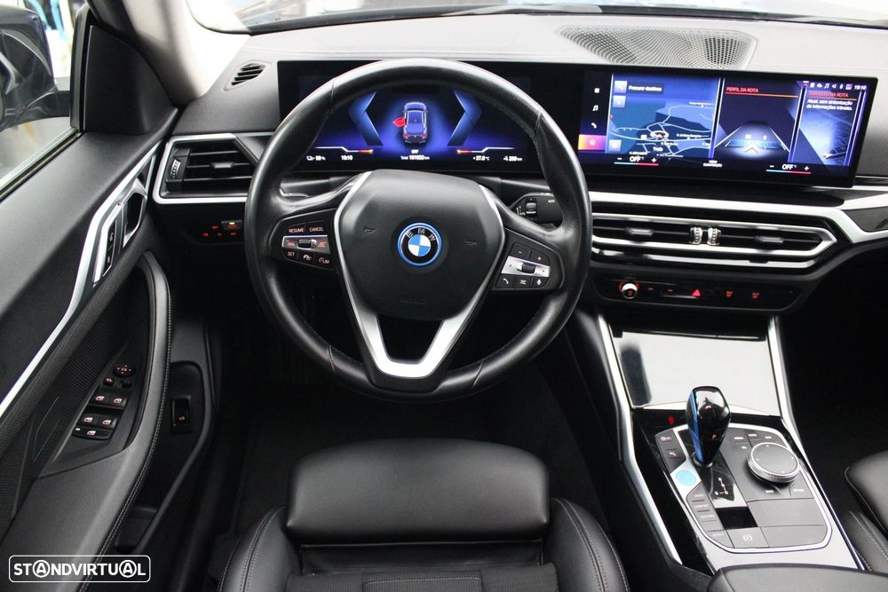BMW i4 - 10