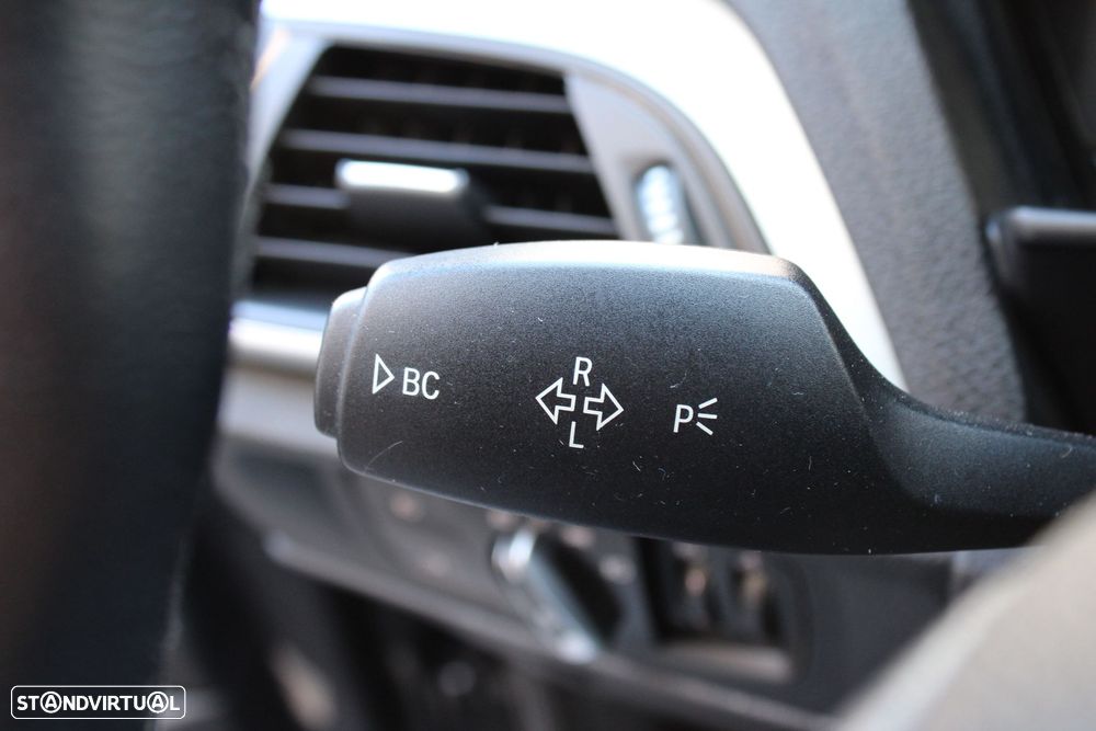 BMW 116 d Advantage Auto - 11