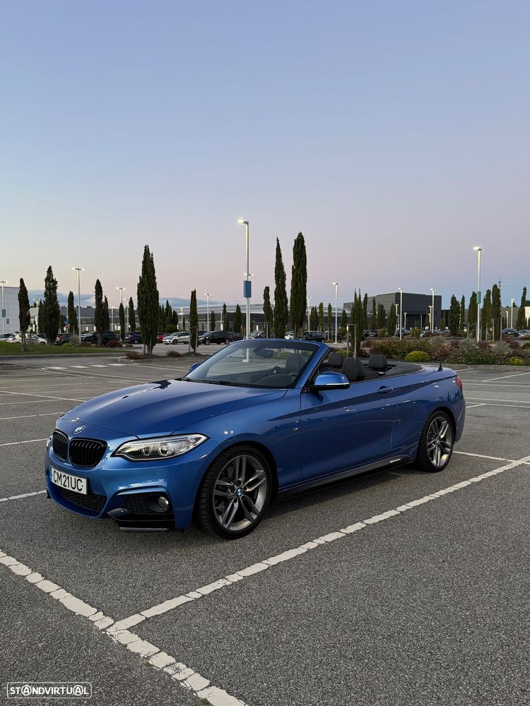 BMW 220 d Cabrio Pack M Auto - 4
