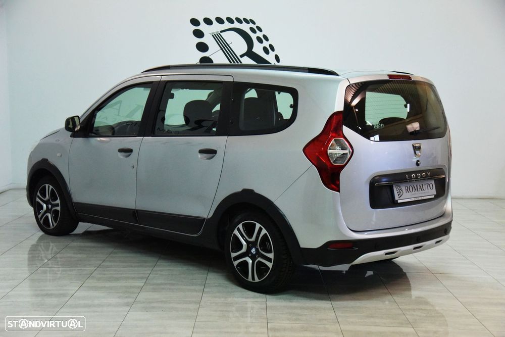 Dacia Lodgy 1.5 Blue dCi Stepway 7L - 8
