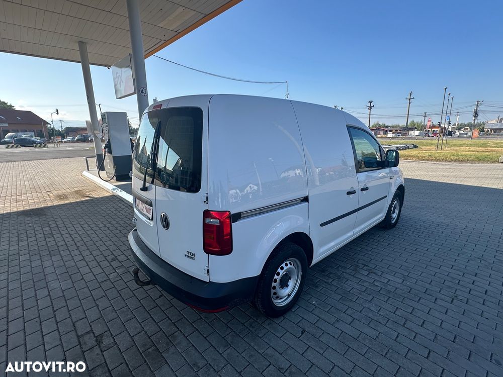 Volkswagen Caddy 2.0 TDI Comfortline DSG - 3