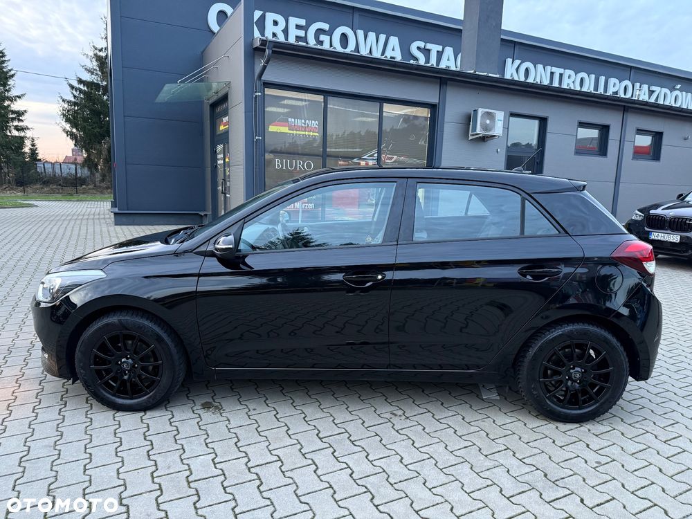 Hyundai i20 1.2 Trend - 8