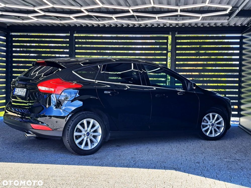 Ford Focus - 23