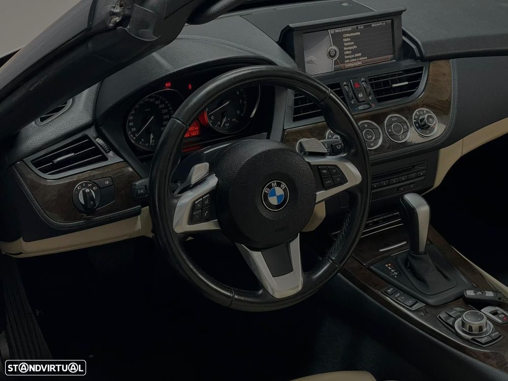 BMW Z4 23 i Auto - 4