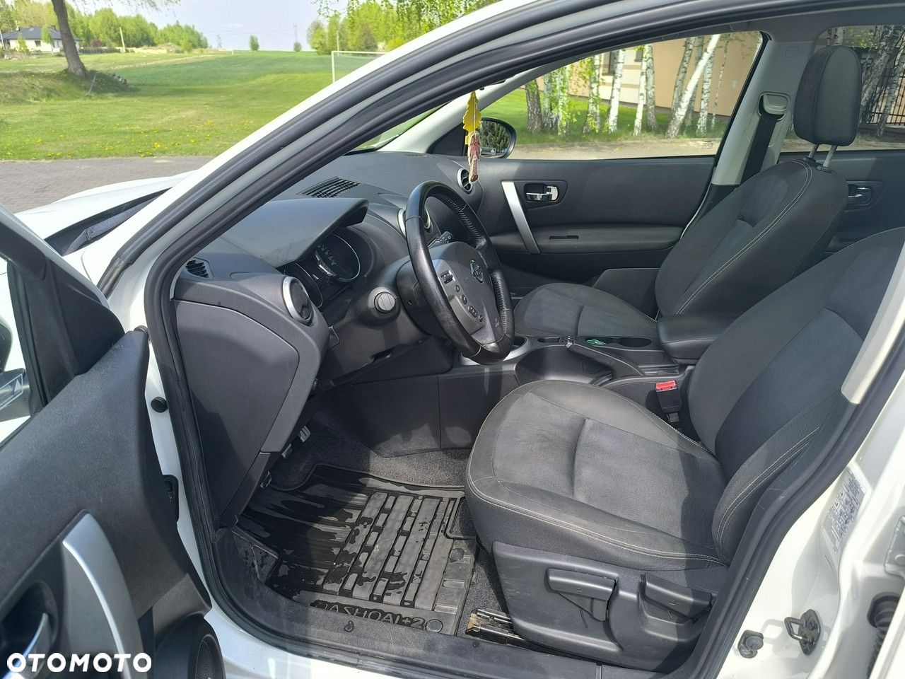 Nissan Qashqai+2 - 6