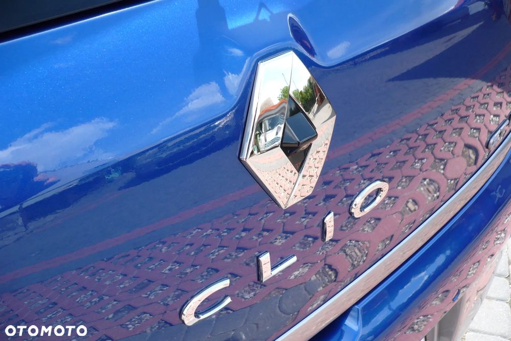 Renault Clio - 24