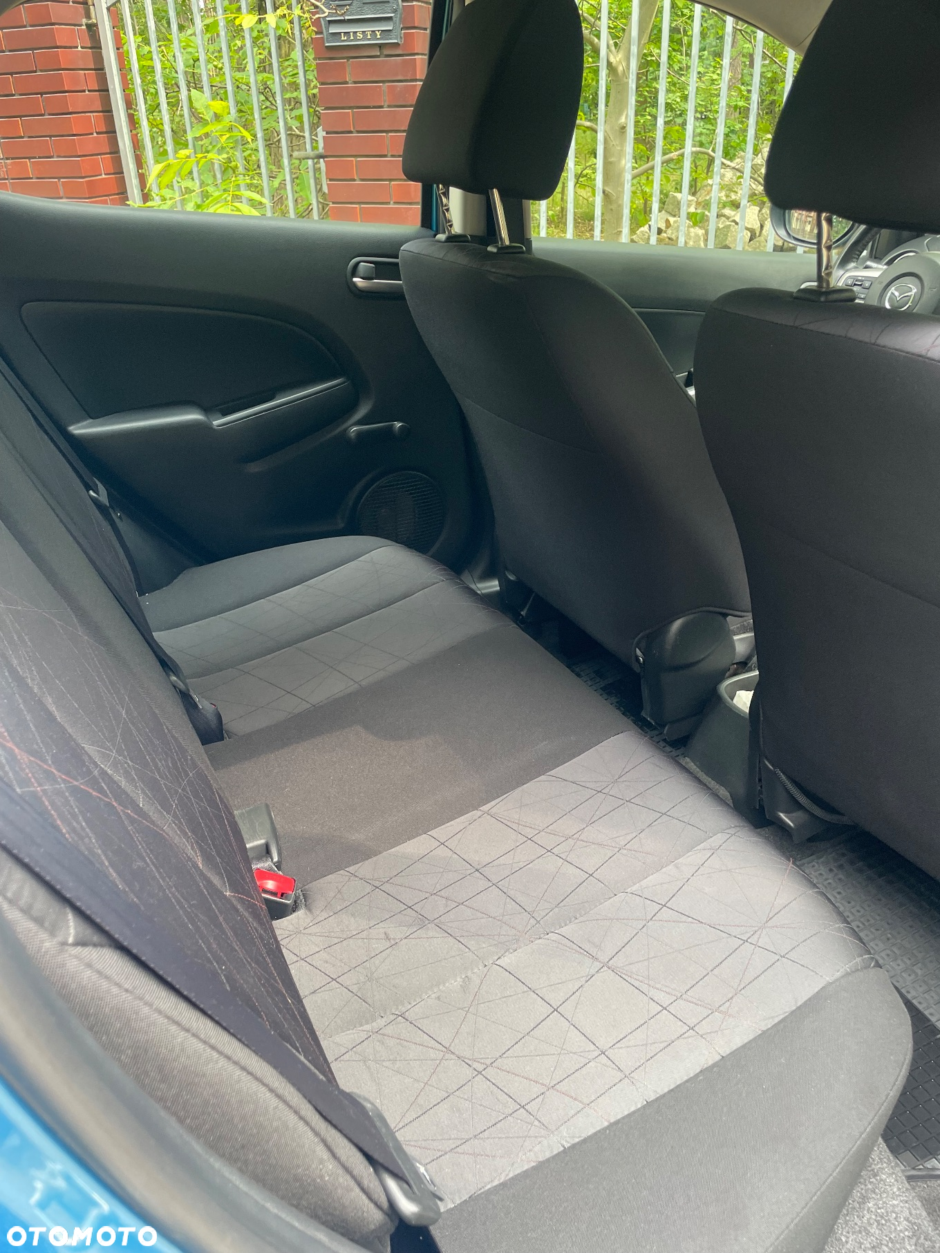 Mazda 2 1.5 Exclusive + - 23