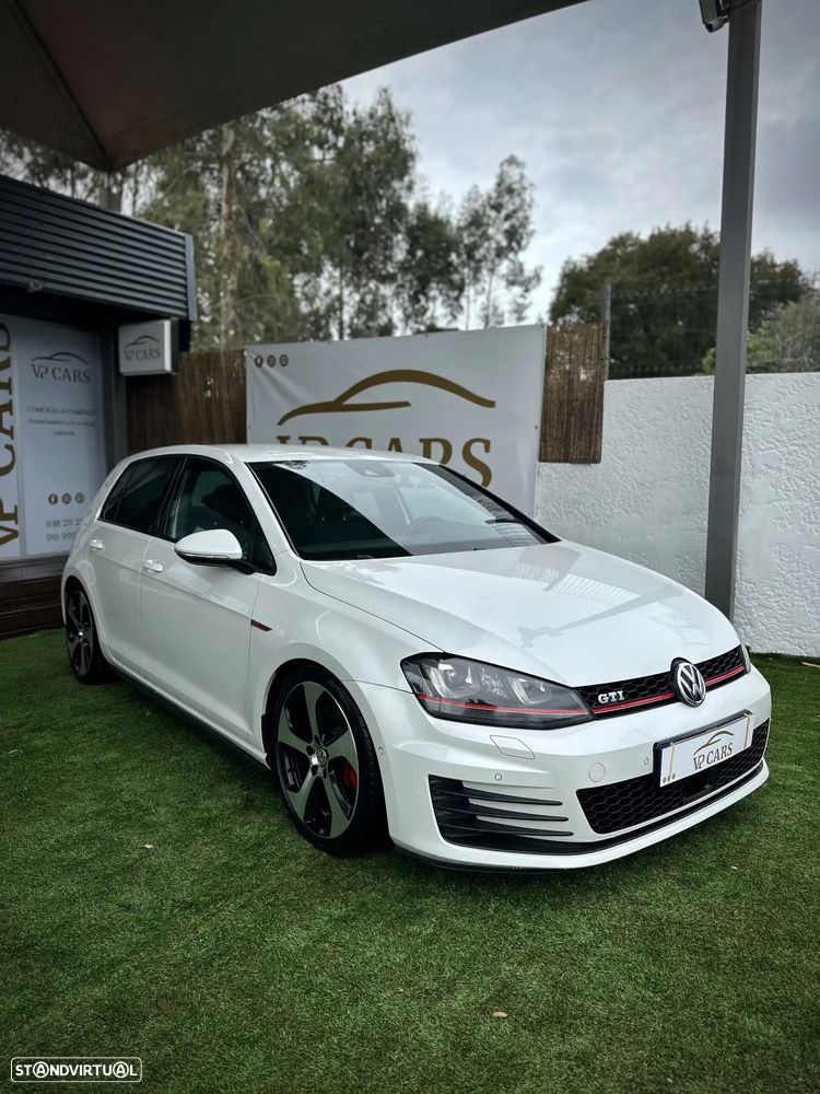 VW Golf 2.0 TSi GTi DSG - 2
