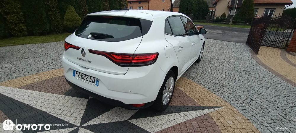 Renault Megane 1.5 Blue dCi Evolution EDC - 4