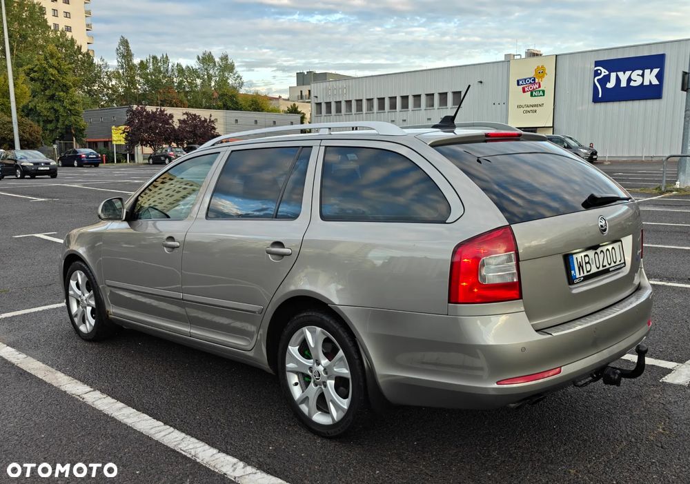 Skoda Octavia 2.0 TDI Elegance - 4