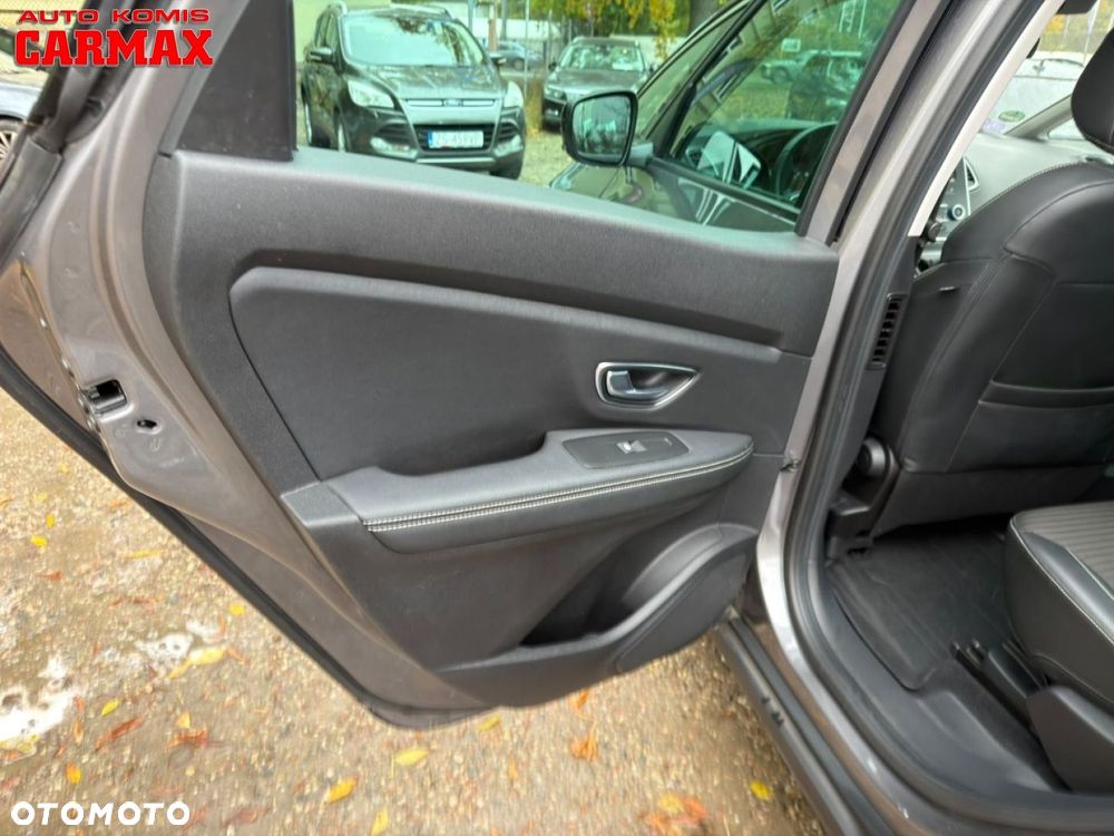 Renault Scenic - 13