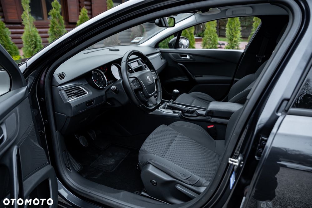 Peugeot 508 HDi FAP 140 Allure - 17
