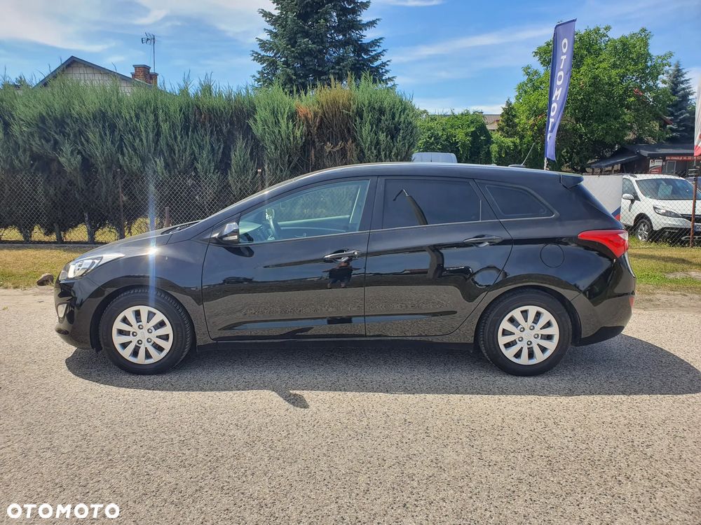 Hyundai i30 blue 1.6 CRDi Classic Navigation - 8