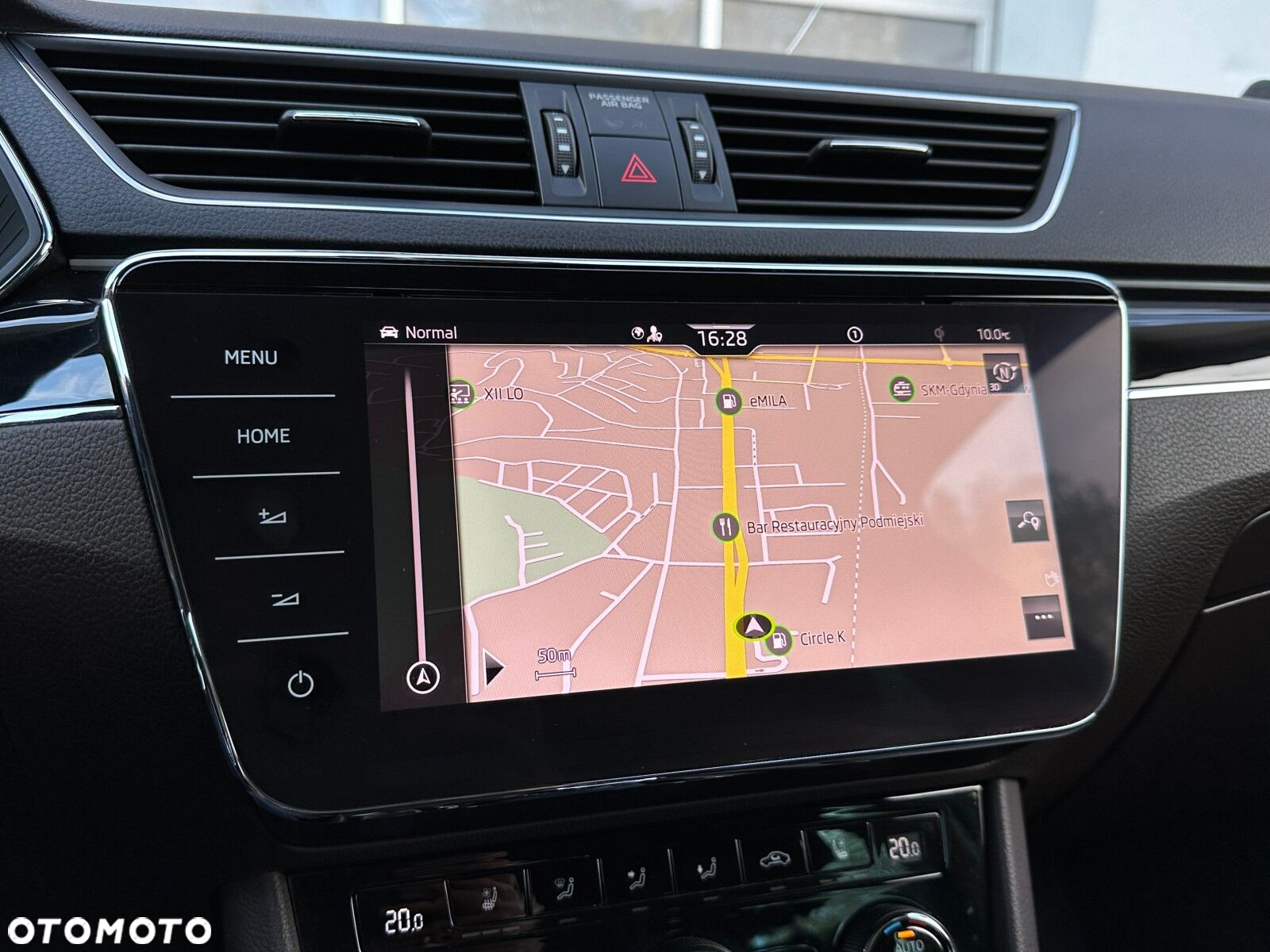 Skoda Superb 2.0 TDI SCR L&K DSG - 29