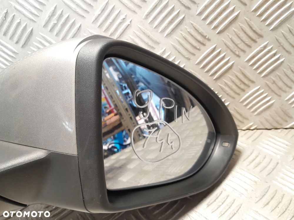 VW GOLF VII LUSTERKO PRAWE PRZEDNIE PRAWY PRZÓD KOLOR: LB7W - 10