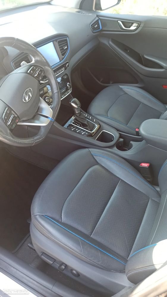 Hyundai Ioniq 1.6 GDI PHEV Pack Plus - 11
