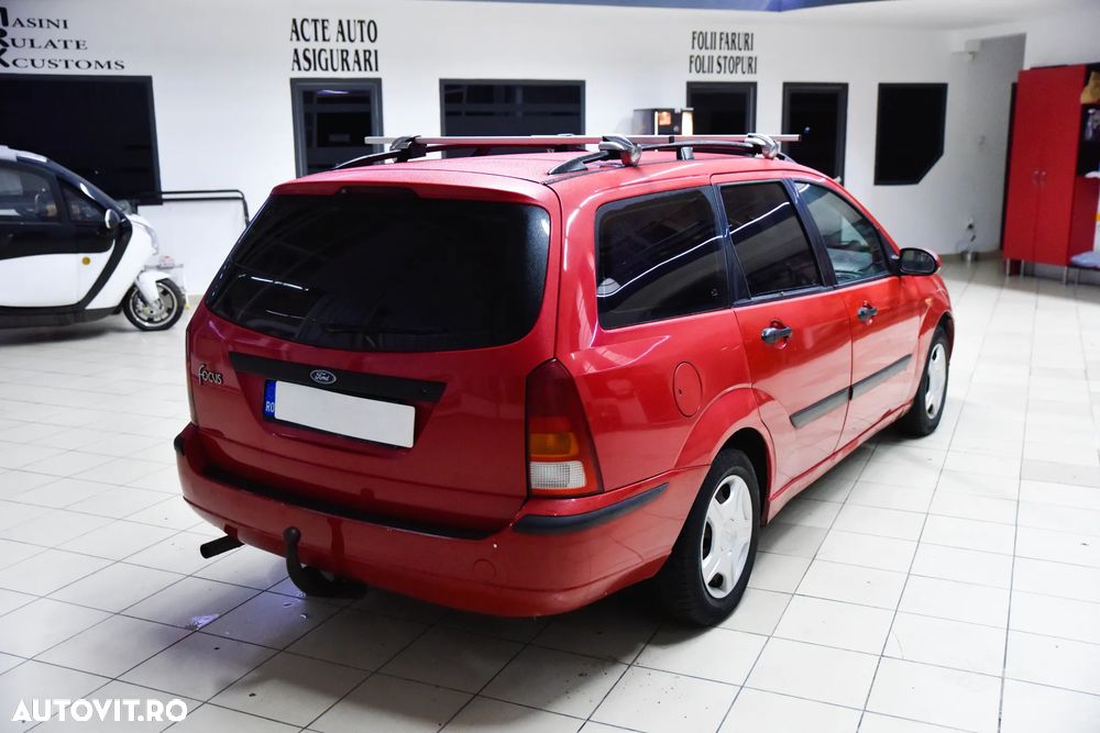 Ford Focus 1.6 Futura - 5