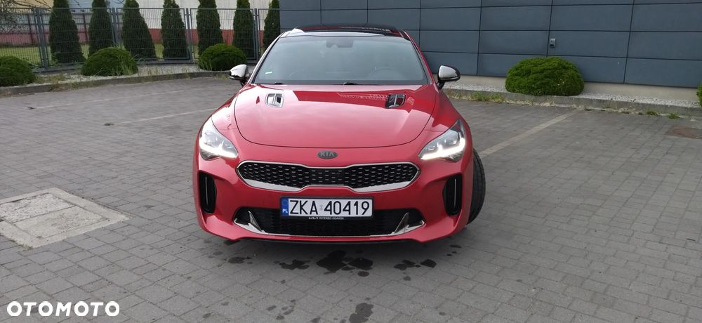 Kia Stinger - 15