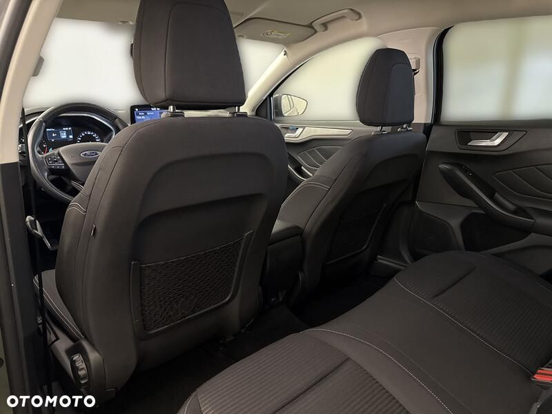 Ford Focus 2.0 EcoBlue Titanium - 18