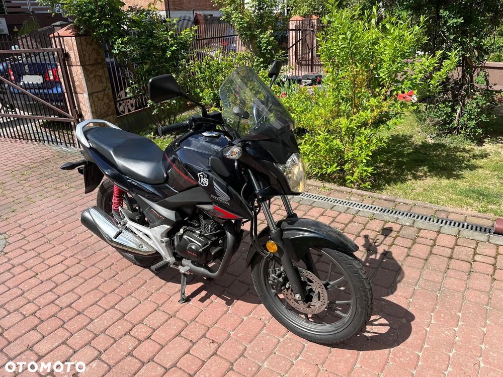 Honda CB - 2