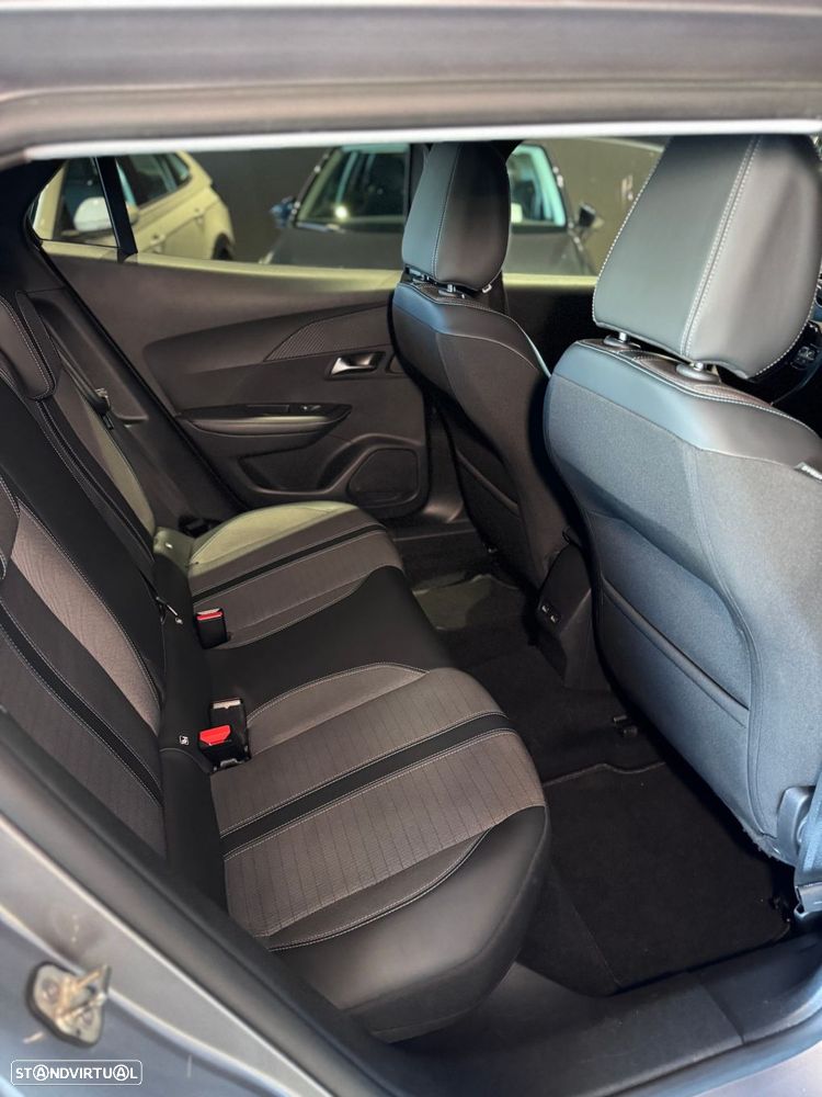 Peugeot 2008 1.2 PureTech Allure Pack - 43