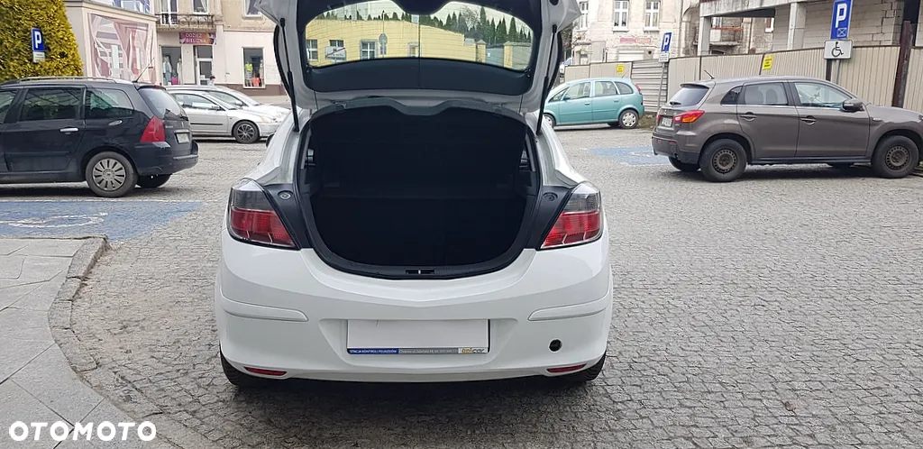 Opel Astra GTC 1.4 - 11