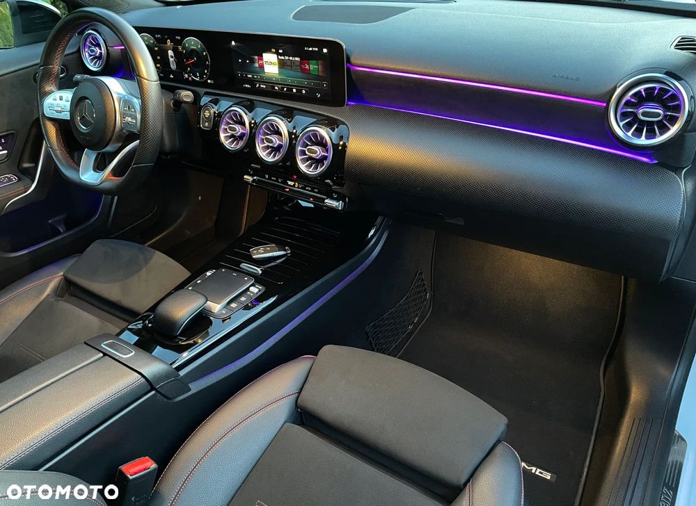 Mercedes-Benz Klasa A 250 7G-DCT AMG Line - 14