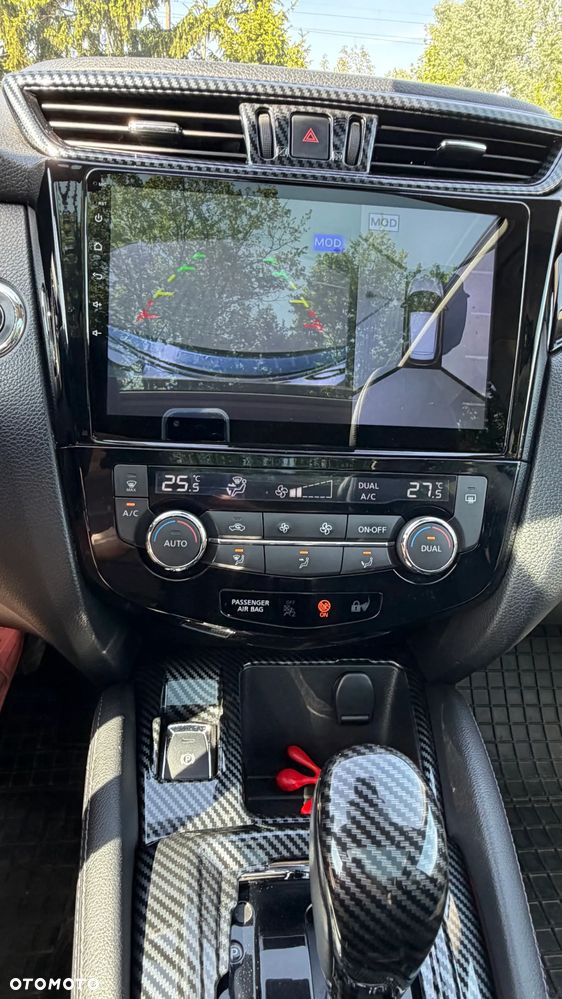 Nissan Qashqai 1.6 DCi Tekna Xtronic - 24