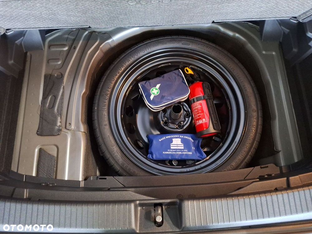 Volkswagen T-Cross - 19