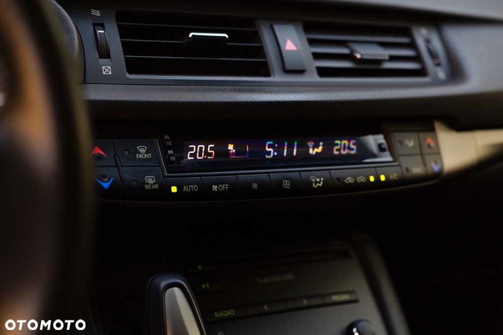 Lexus CT 200h Comfort - 19