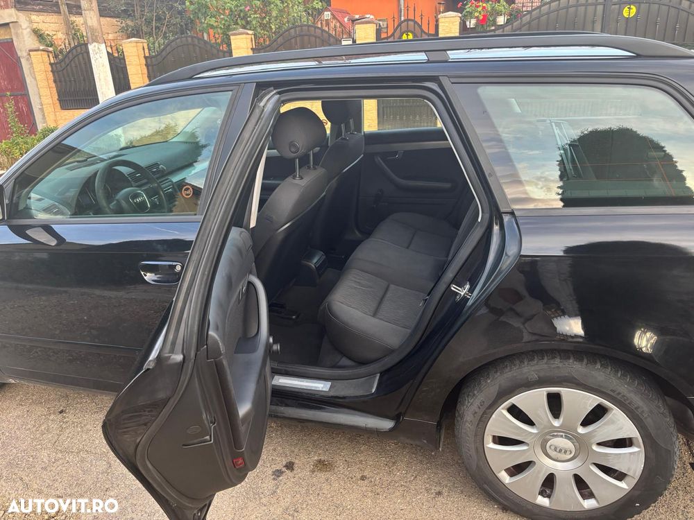 Audi A4 Avant 2.0 TDI - 9